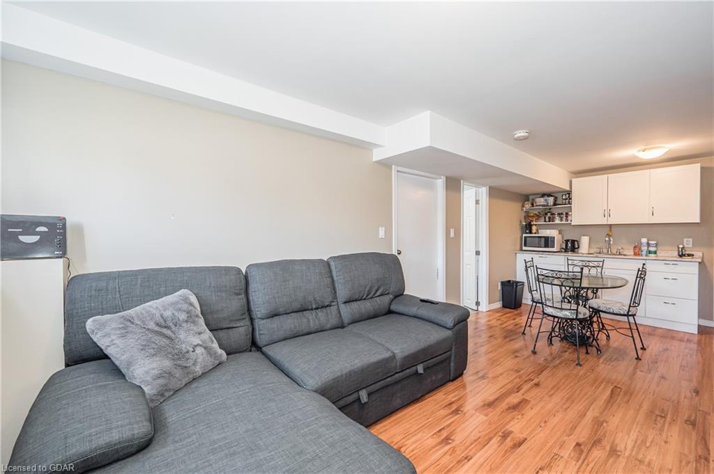 108 FRESHMEADOW Way, Guelph, Ontario (ID 40242848) - image 32
