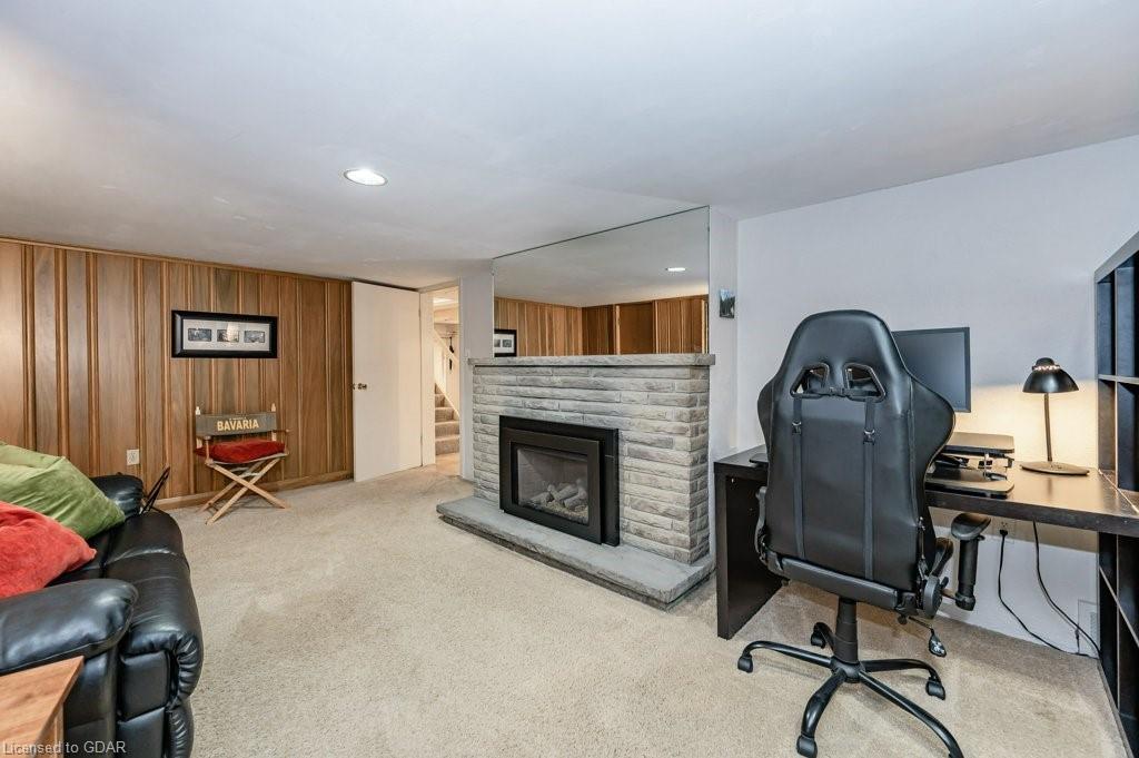 15 QUEEN Street, Guelph, Ontario (ID 40273178) - image 17