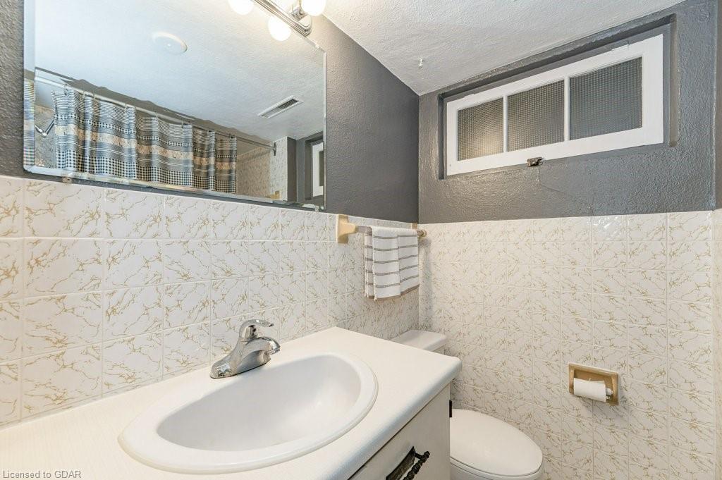 15 QUEEN Street, Guelph, Ontario (ID 40273178) - image 18