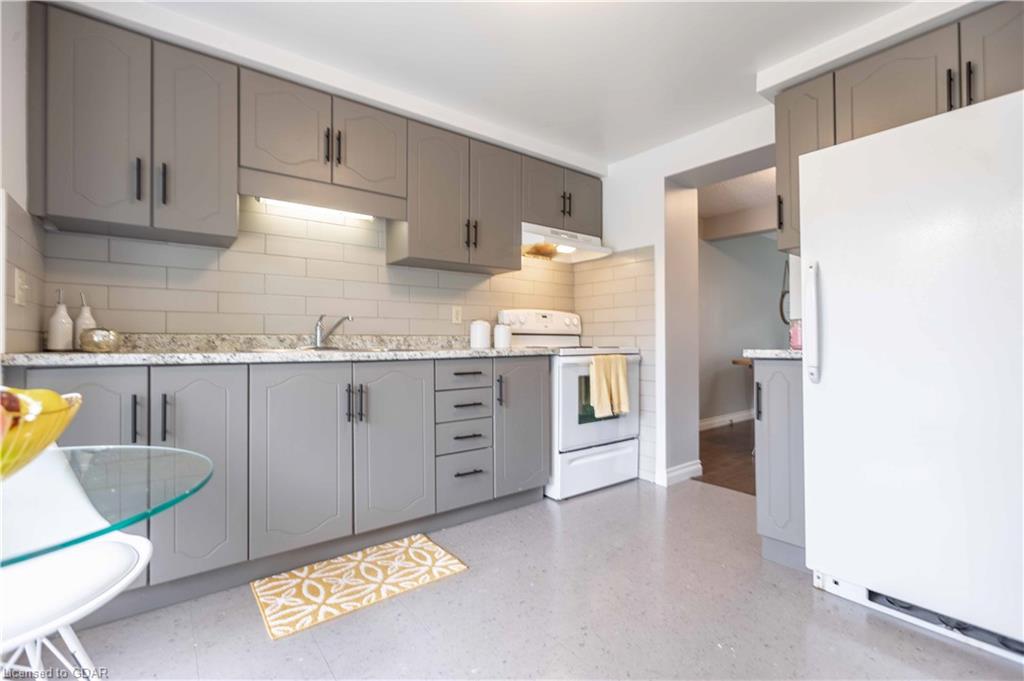 1 THORNBERRY Court, Guelph, Ontario (ID 40267528) - image 7