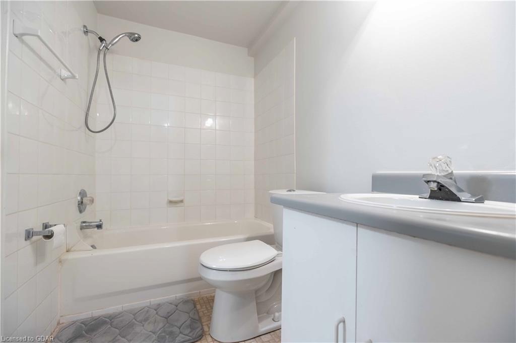 1 THORNBERRY Court, Guelph, Ontario (ID 40267528) - image 35