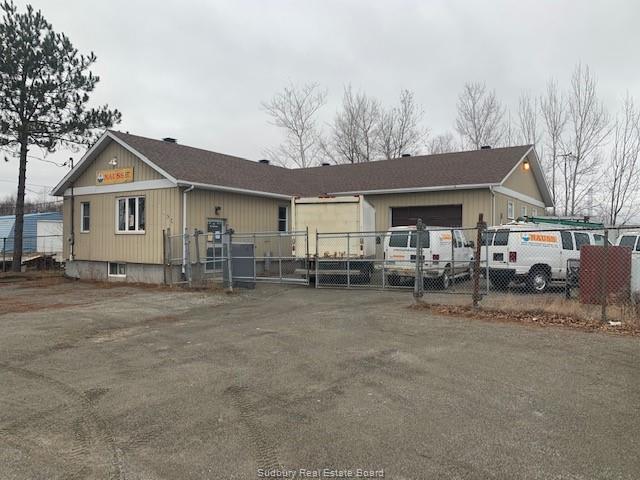 2590 Lasalle, Sudbury, Ontario (ID 2090613)