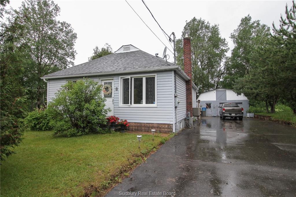 8 Copper Street, Levack, Ontario (ID 2087096)