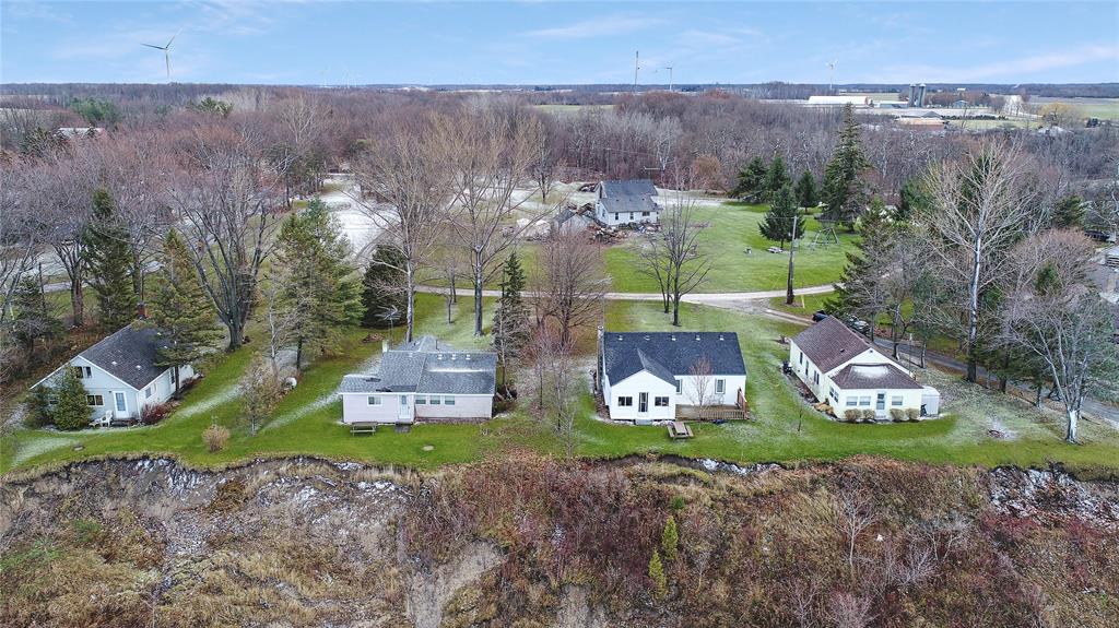 5094 LAKESHORE Road, Plympton-wyoming, Ontario (ID 19029086)