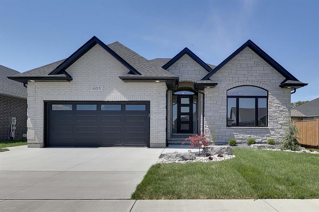 645 GIANLUCA Avenue, Sarnia, Ontario (ID 20007052)