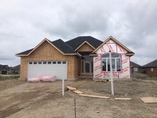 950 RIOPELLE DR, Sarnia, Ontario (ID 201467466)