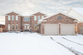 1407 ERROL RD East, Sarnia, Ontario (ID 201567933)