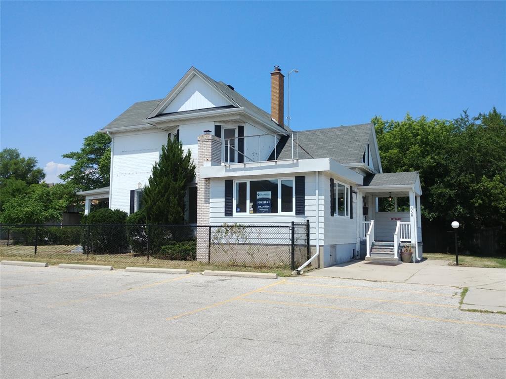858 COLBORNE Road, Sarnia, Ontario (ID 21000757)