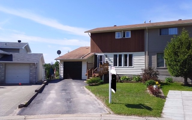 13 KADI CRT, North Bay, Ontario (ID 484405007547605)
