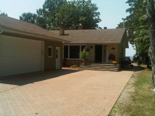 1087 PREMIER RD, North Bay, Ontario (ID 484404006107400)