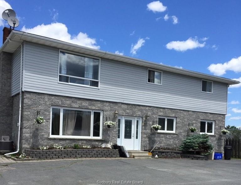 26 KING Street W, St. Charles, Ontario (ID 2083638)