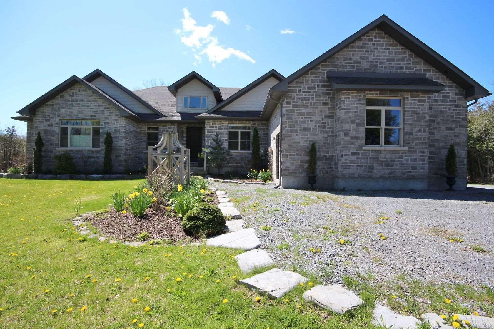 835 Ironwood Road, Kingston, Ontario (ID K20002474)