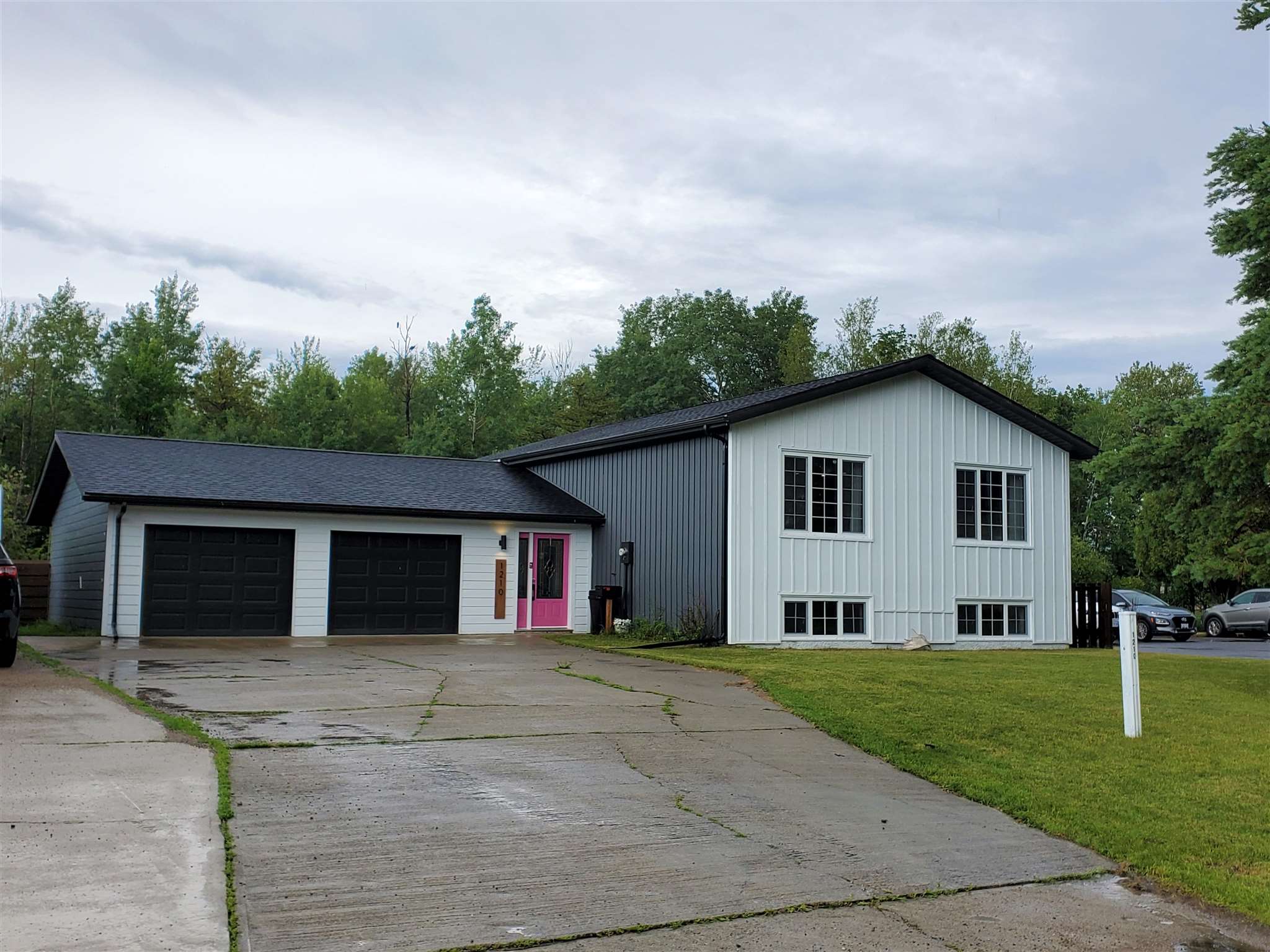 1210 Strachan Place, Fort Frances, Ontario (ID TB221989)