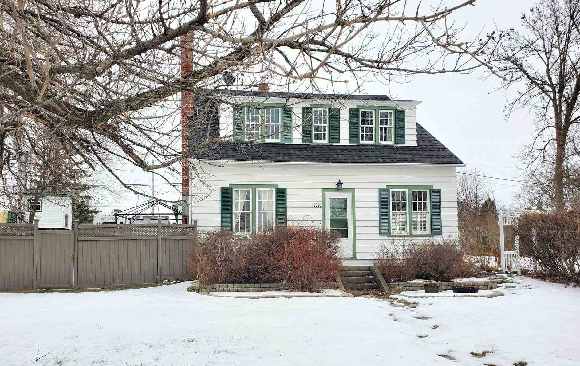 6060 11 71 Highway, Emo, Ontario