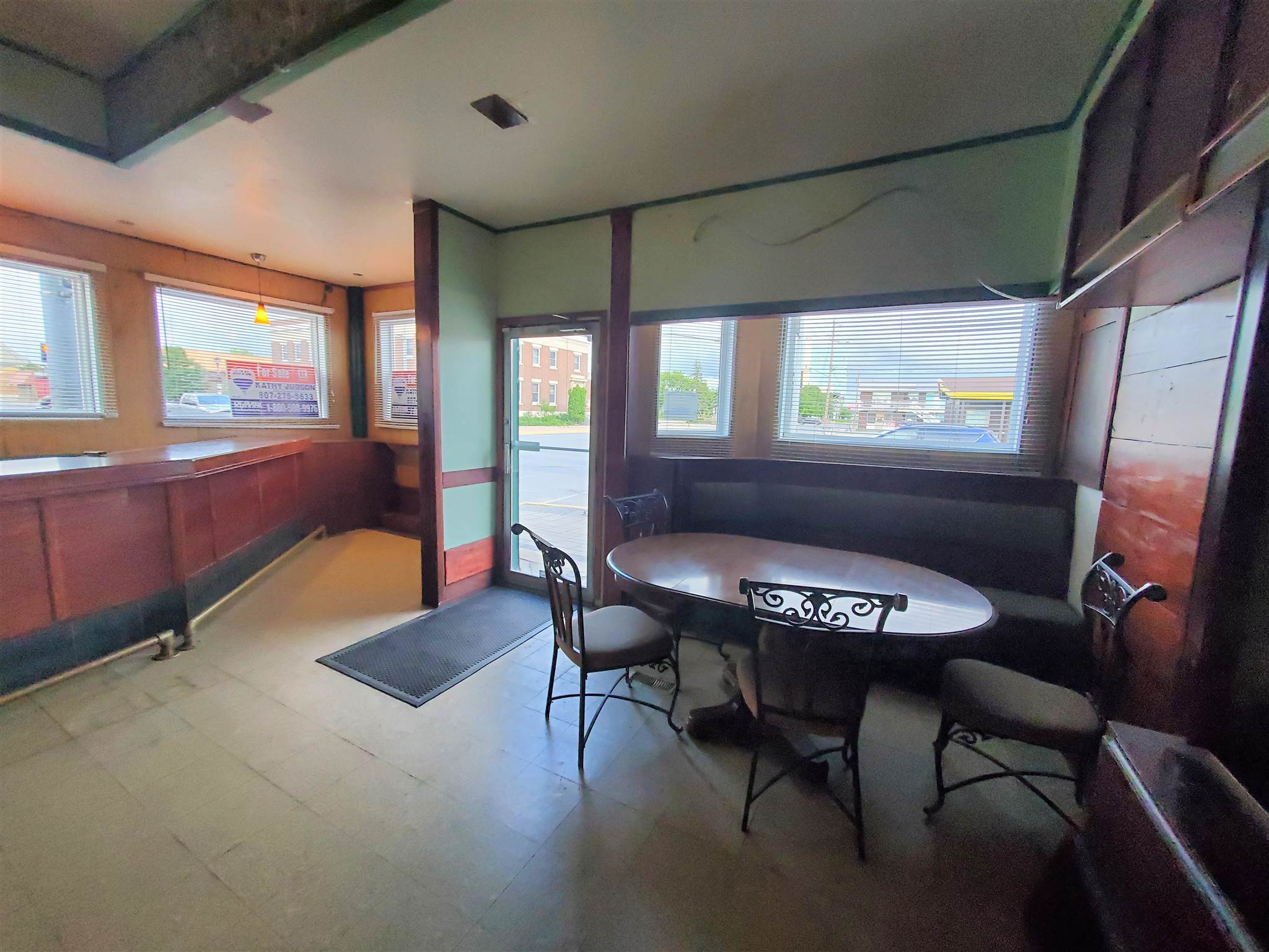 298 Scott Street, Fort Frances, Ontario (ID TB252309)