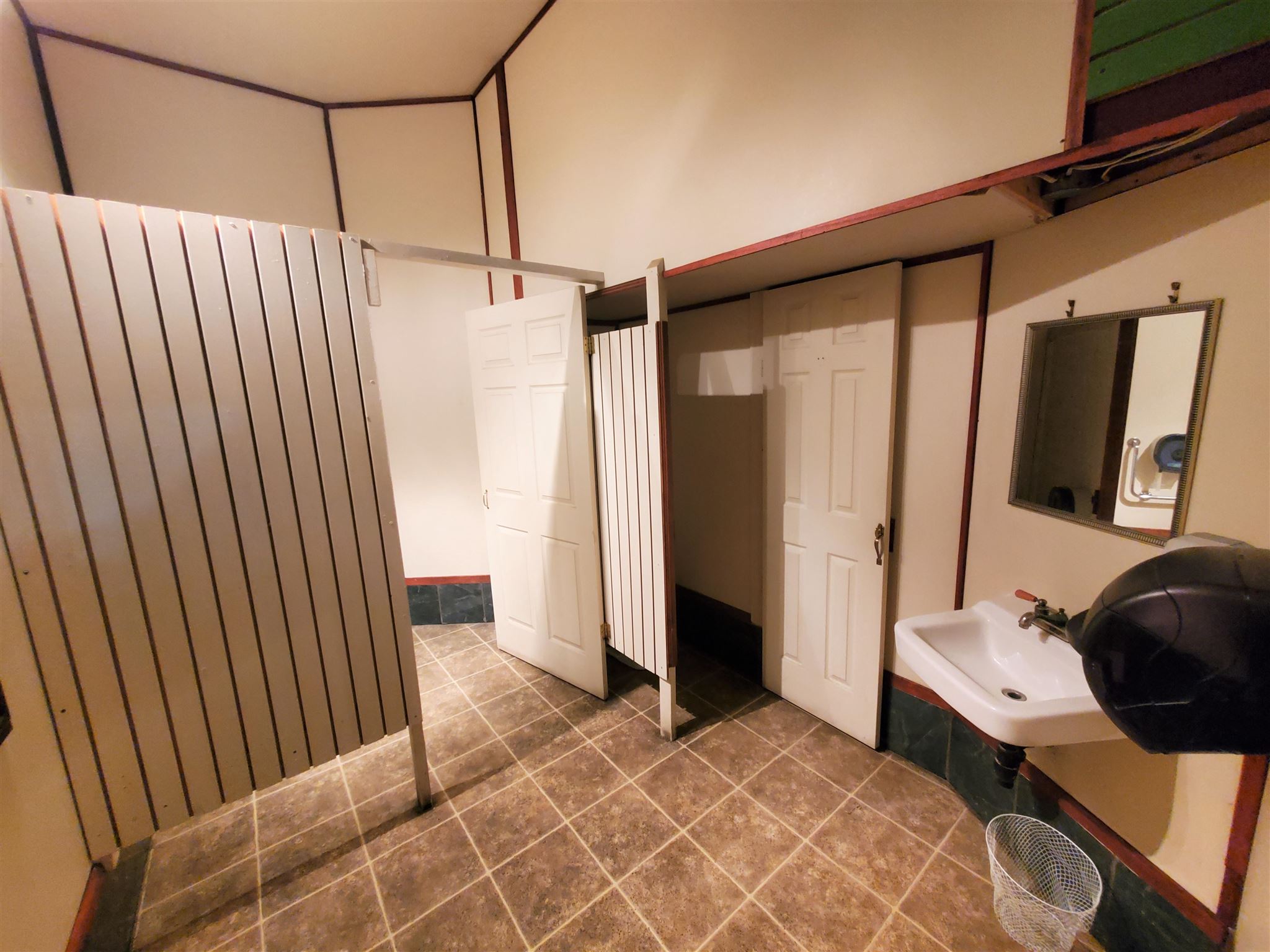 298 Scott Street, Fort Frances, Ontario (ID TB252309)