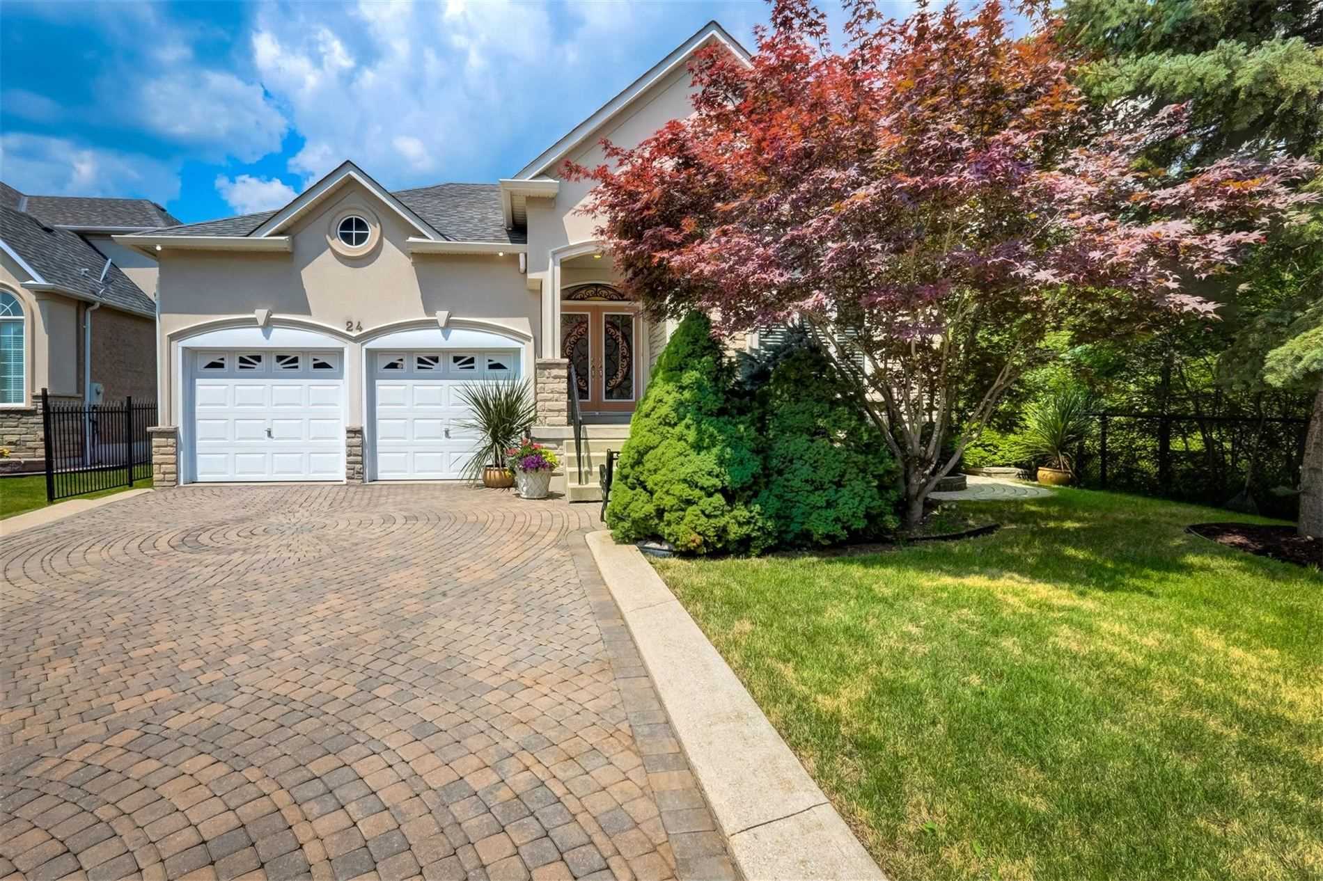 24 Queensborough Crt, Richmond Hill, Ontario (ID N5322094)