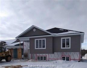 4249 Larocque, Val Caron, Ontario (ID 2084124)