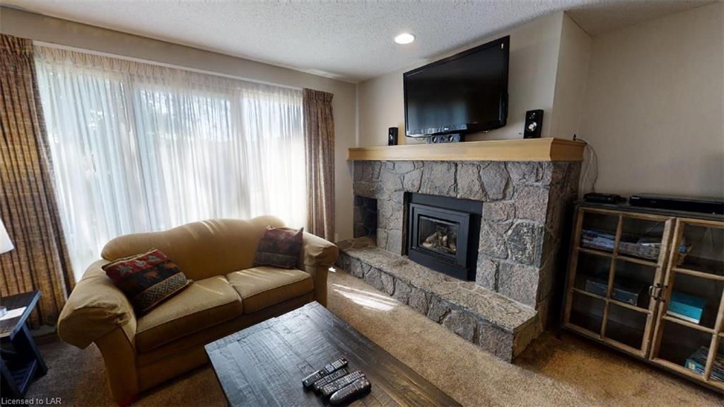 26-101 DEERHURST - GOLFVIEW Drive, Huntsville, Ontario (ID 274289)