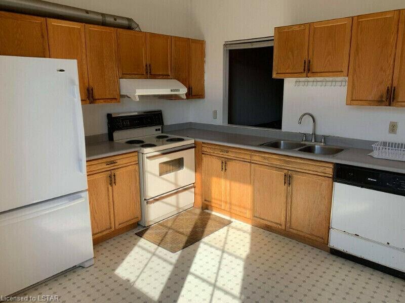 1570 RICHMOND Street Unit# 5, London, Ontario (ID 40256680)