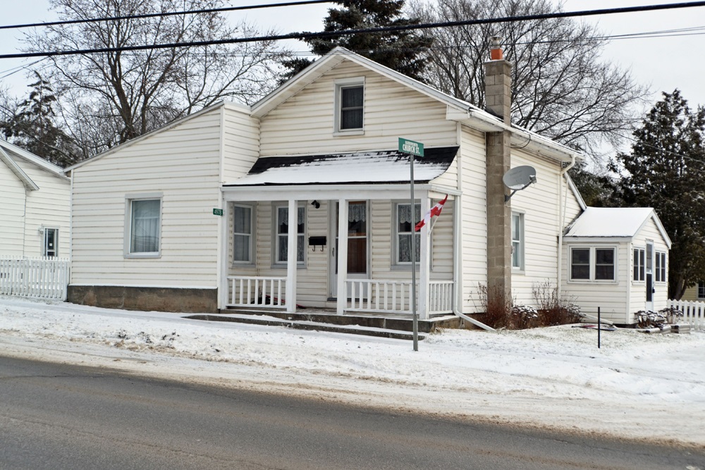 Country, Harrowsmith, Ontario (ID K20002466)