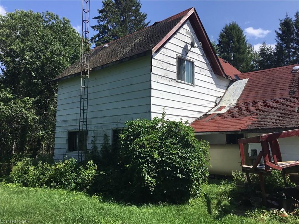 96 Pickerel Jack Lake Road Burk S Falls Ontario Property Details
