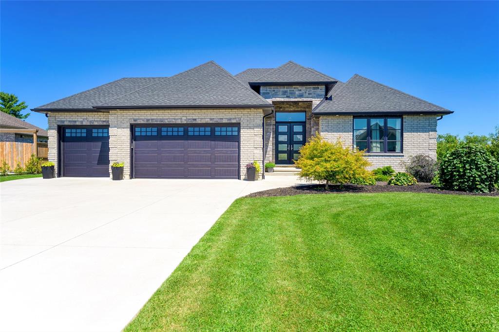 3959 CULLEN Drive, Plympton-wyoming, Ontario (ID 22018459)
