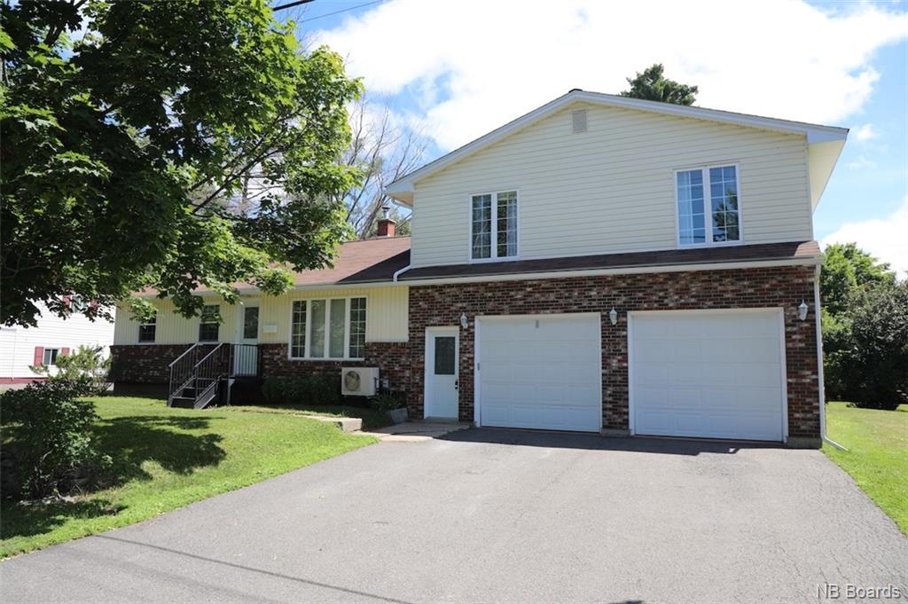 211 McNeill Avenue, Fredericton, New Brunswick (ID NB046013)