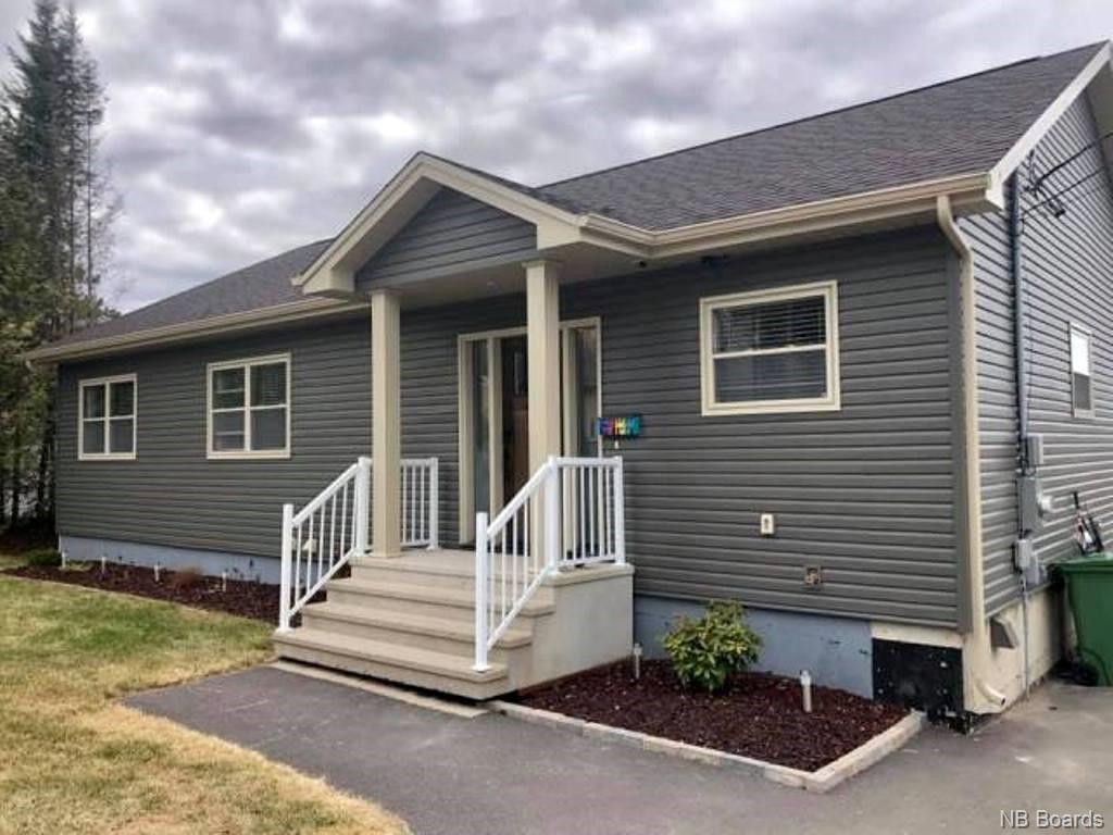 36 Fisher Avenue, Fredericton, New Brunswick (ID NB051916)