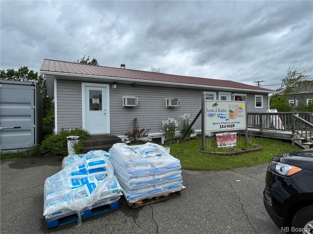 249 Connell Street, Woodstock, New Brunswick (ID NB073932)