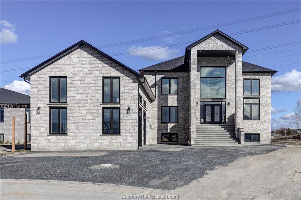 69 Greenway, Garson, Ontario (ID 2092210)
