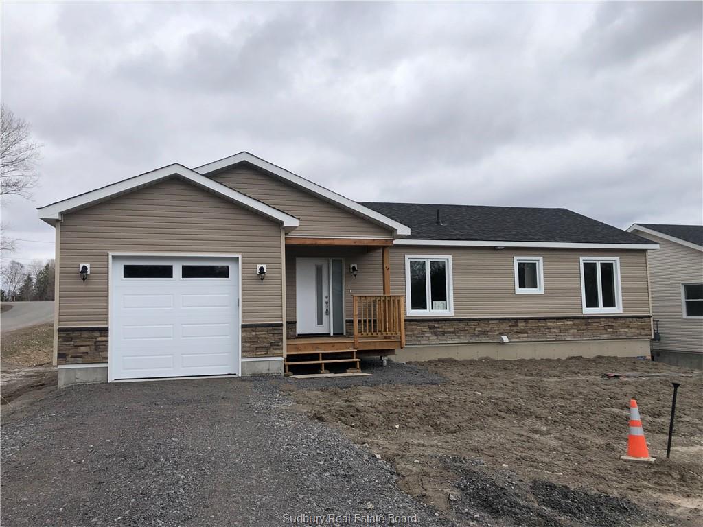 140 Patricia Street, Lively, Ontario (ID 2110369)
