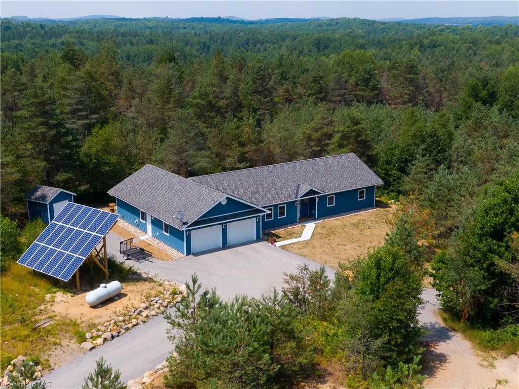 54 ROYSTON Road, Burk's Falls, Ontario (ID 212230)