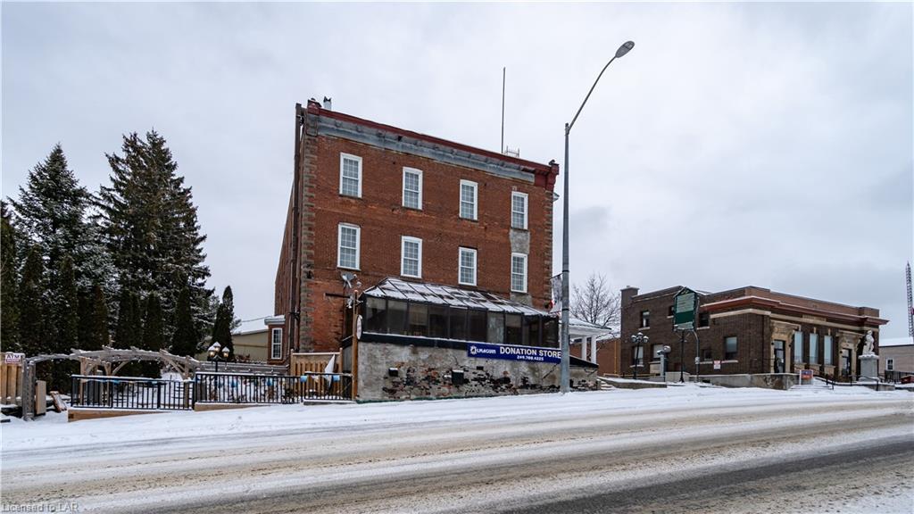 198 ONTARIO Street, Burk's Falls, Ontario (ID 239490)