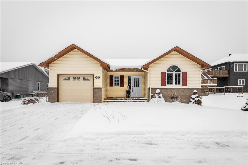 696 MUSKOKA 3 Road N, Huntsville, Ontario (ID 210646)