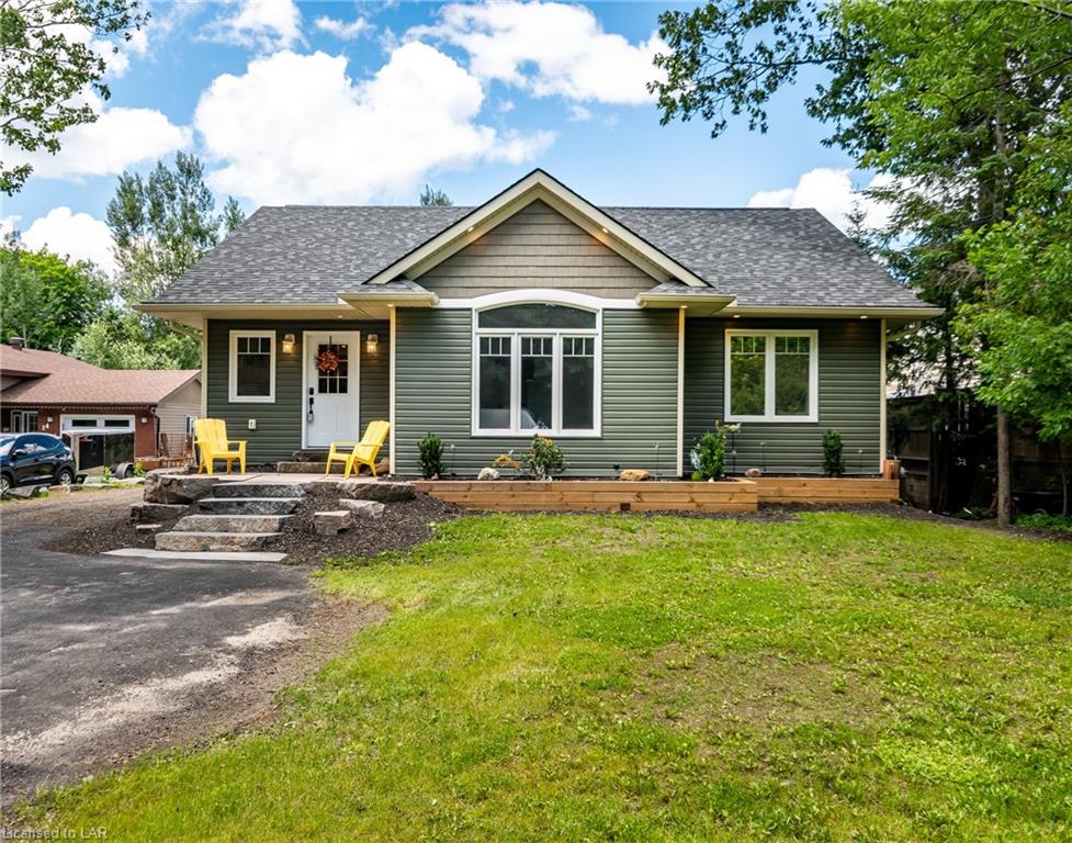 16 SHAY Road, Huntsville, Ontario (ID 40136965)