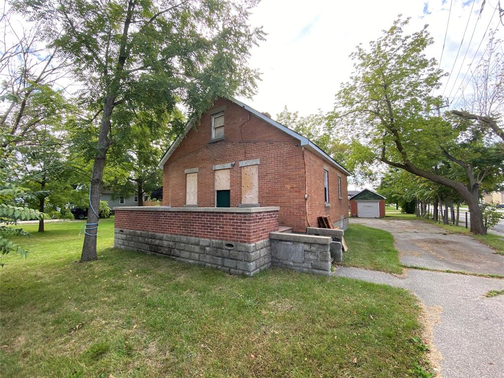 927 EXMOUTH Street, Sarnia, Ontario (ID 21017829)