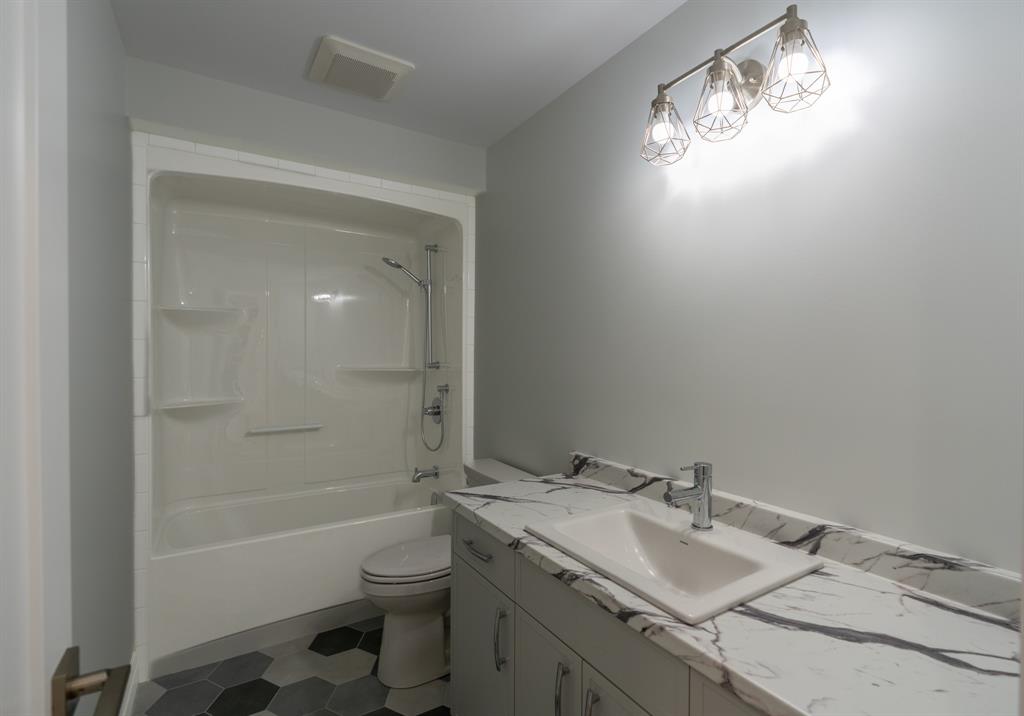 6544 WATERWORKS Road, Sarnia, Ontario (ID 25022470)