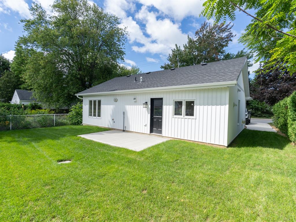 6544 WATERWORKS Road, Sarnia, Ontario (ID 25022470)