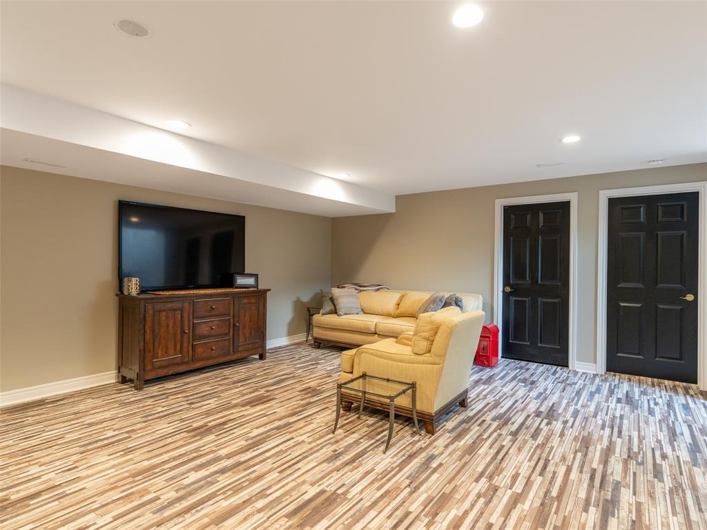 2120 HURON SHORES Drive, Sarnia, Ontario (ID 26015070)