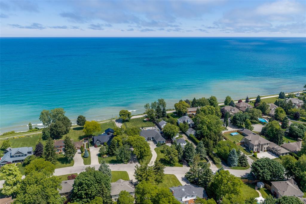 2120 HURON SHORES Drive, Sarnia, Ontario (ID 26015070)