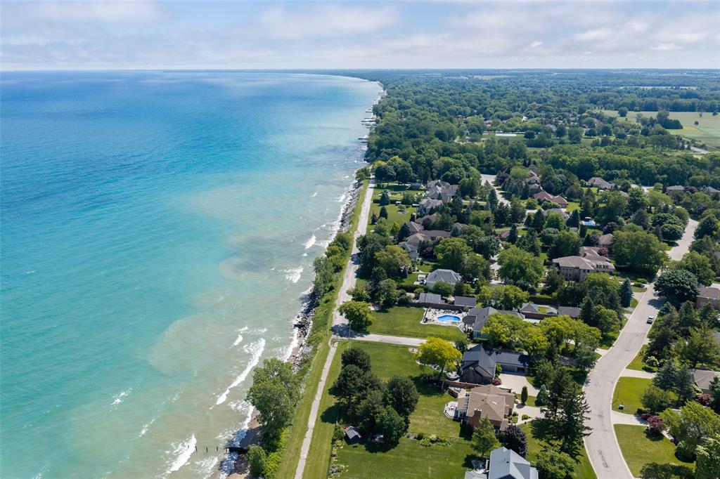 2120 HURON SHORES Drive, Sarnia, Ontario (ID 26015070)