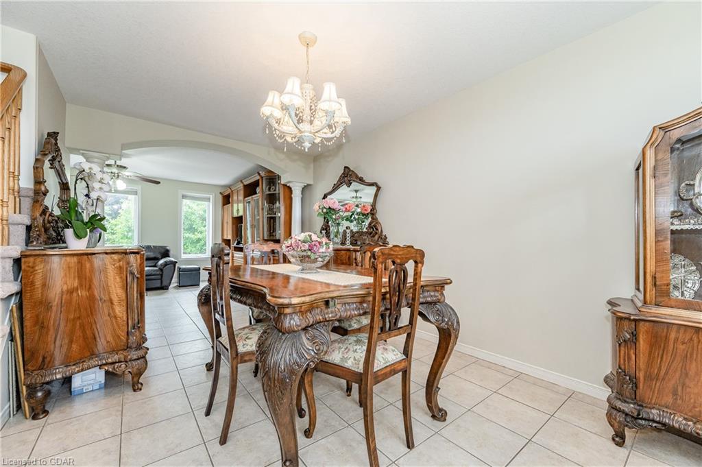 78 CLAIRFIELDS Drive W, Guelph, Ontario (ID 40277295) - image 10