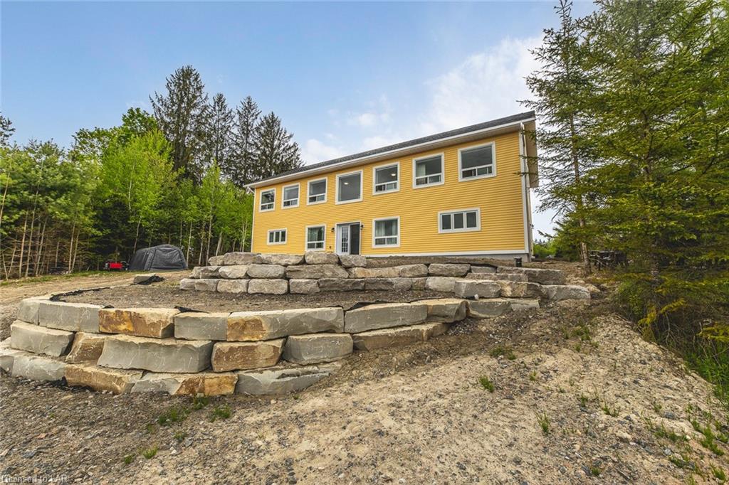 189 HALBIEM Crescent, Haliburton, Ontario (ID 40118475)