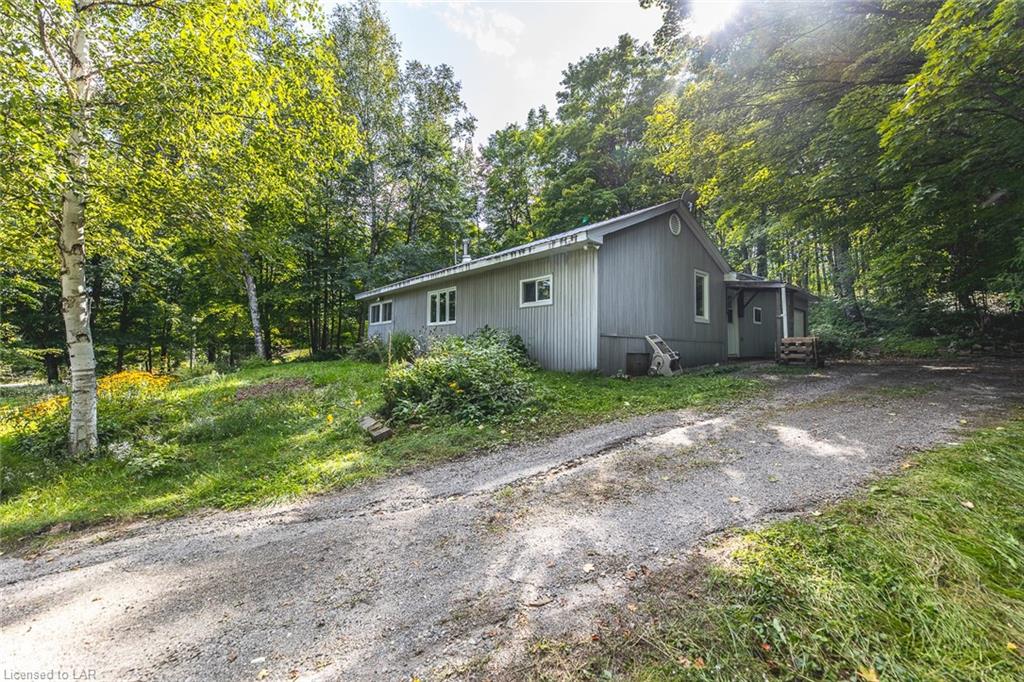 1543 TRAPPERS Trail, Haliburton, Ontario (ID 40160903)