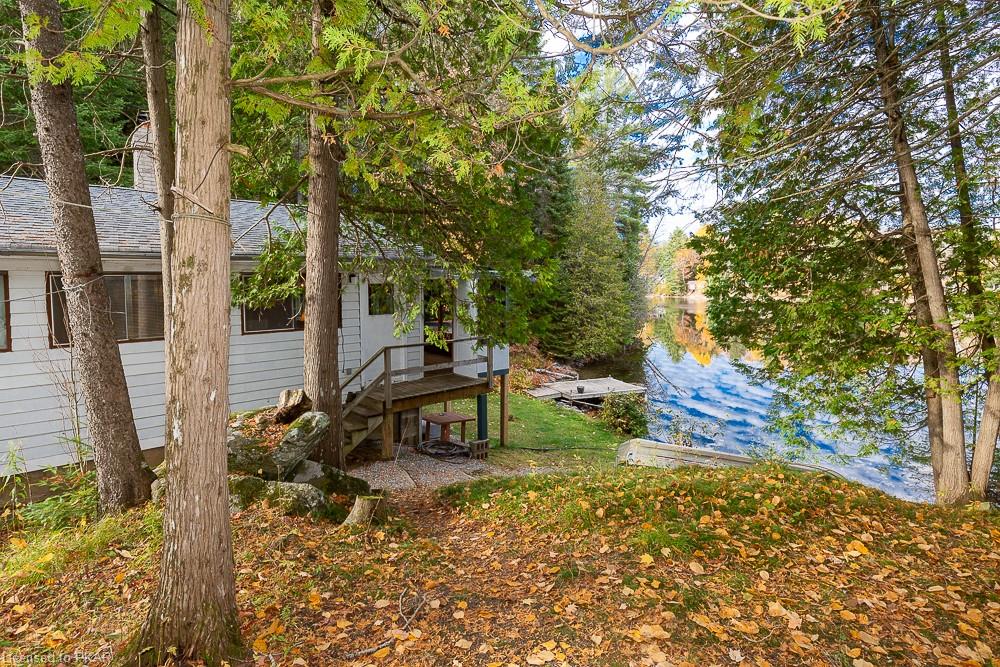 153 KROEKER-OLIVER Lane, Apsley, Ontario (ID 229708)