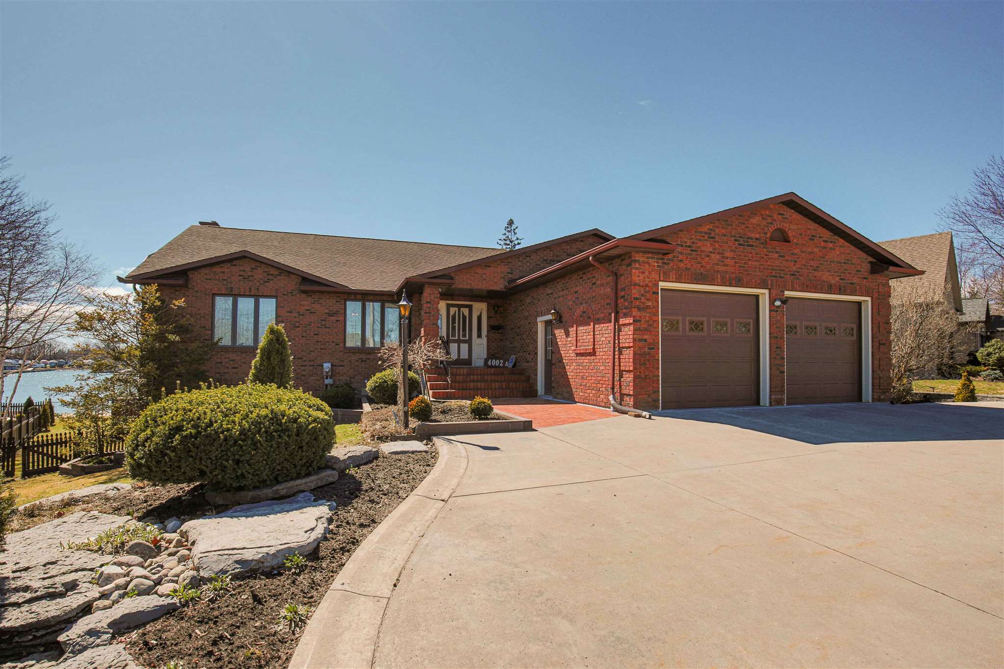 4002A Bath Road, Kingston, Ontario (ID K21001770)
