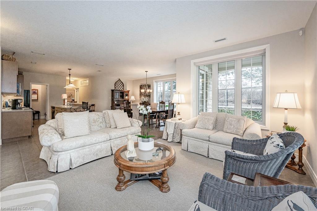 255 SUMMERFIELD Drive Unit# 24, Guelph, Ontario (ID 40082571) - image 12