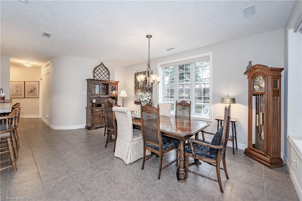 255 SUMMERFIELD Drive Unit# 24, Guelph, Ontario (ID 40082571) - image 13