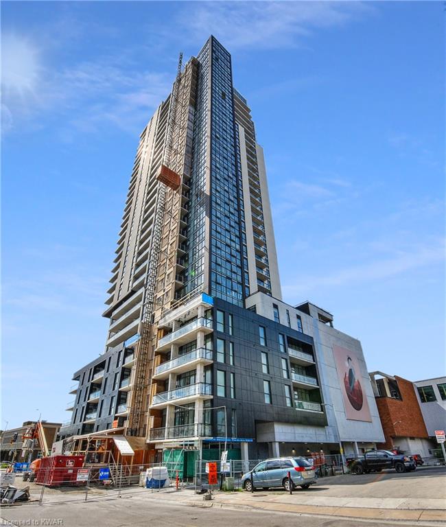 24 GAUKEL Street Unit# 401, Kitchener, Ontario (ID 40181011)